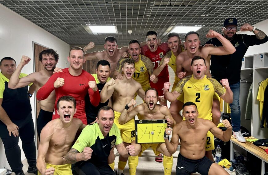 Strzelali do pustej aż miło. Futsal Świecie pewnie wygrywa ligowy hit w Poznaniu!