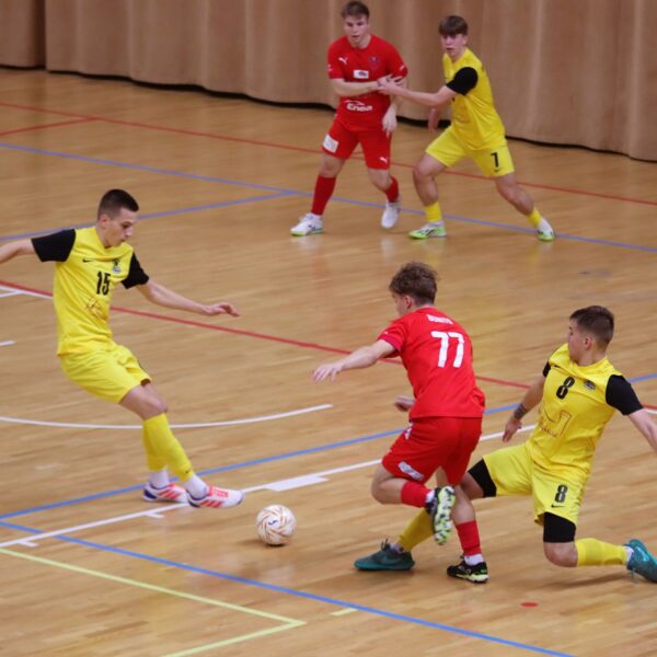 Juniorzy Futsalu Świecie przegrali z Bonito Białystok