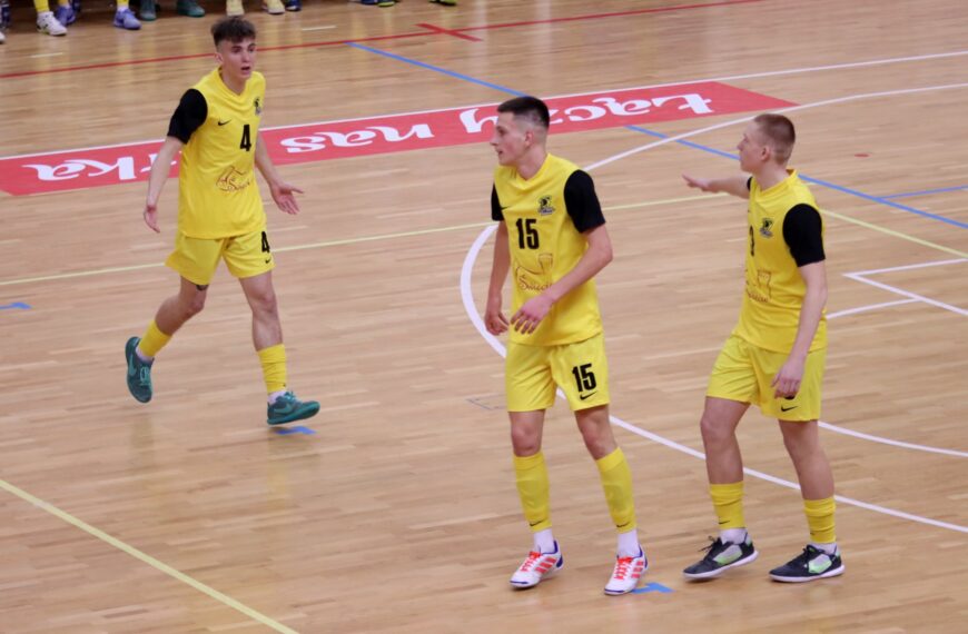 Nasi juniorzy na inaugurację mistrzostw zremisowali z AZS UW Wilanów