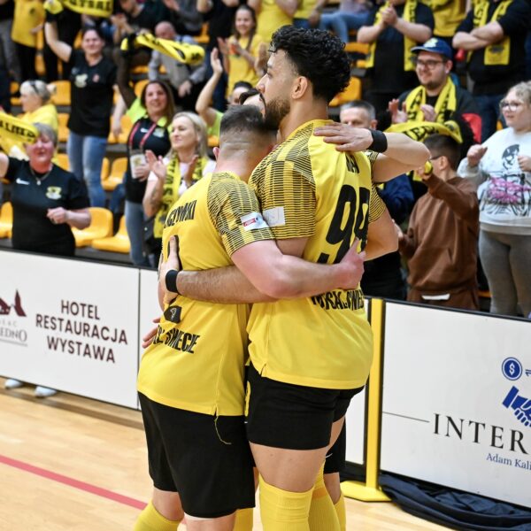 Futsal Świecie wygrywa z Ruchem po szalonym meczu w pierwszej połowie